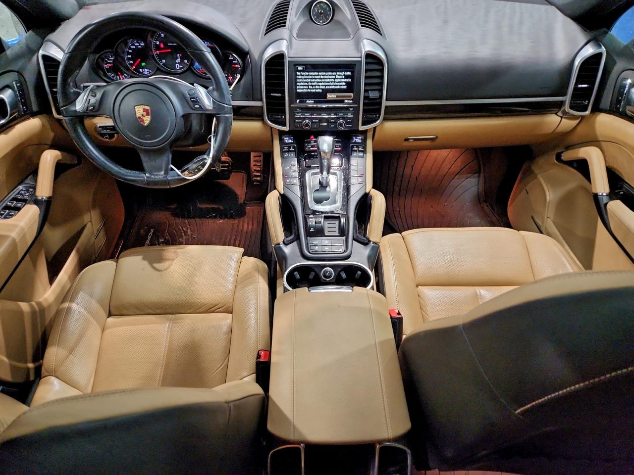 Porsche Cayenne Image 10