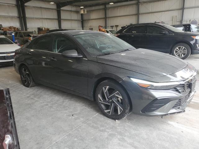 Hyundai ELANTRA Sel Image 12