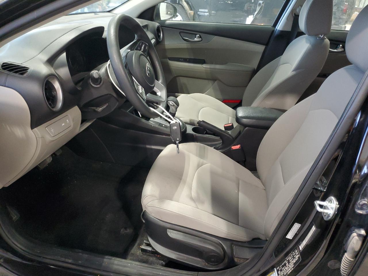 Kia Forte Fe Image 4