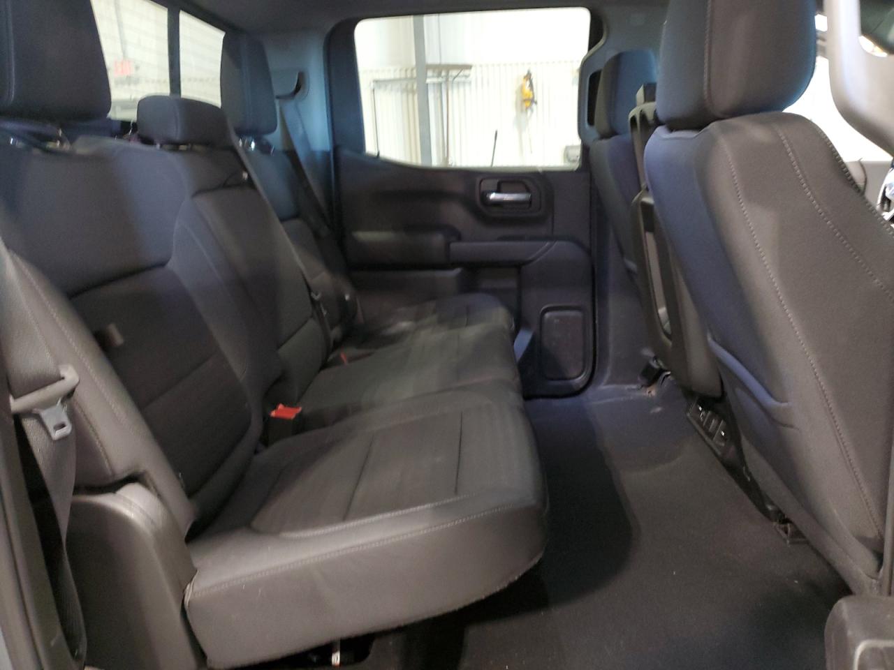 Chevrolet Silverado K1500 Lt Image 10