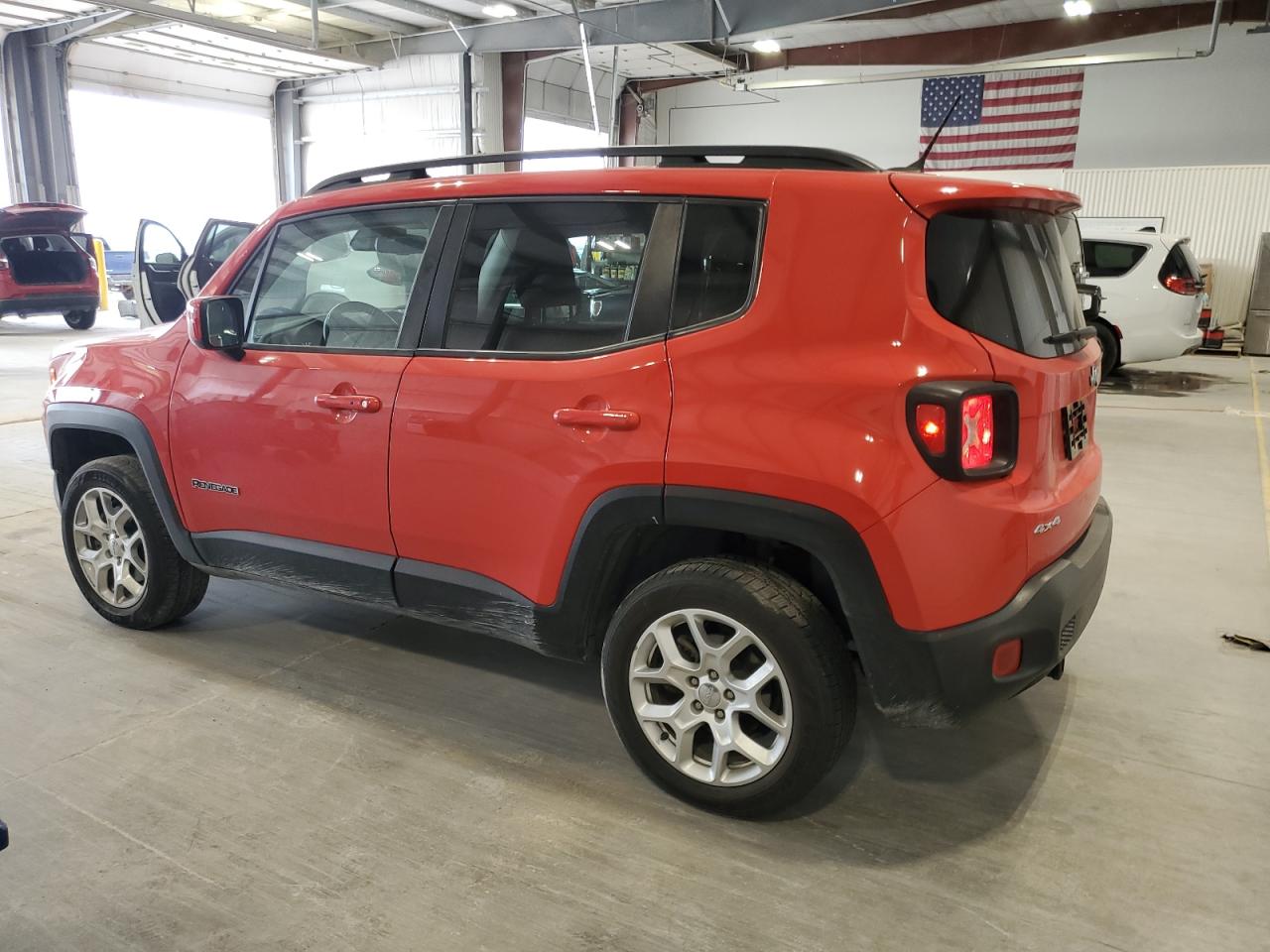 Jeep Renegade Latitude Image 2