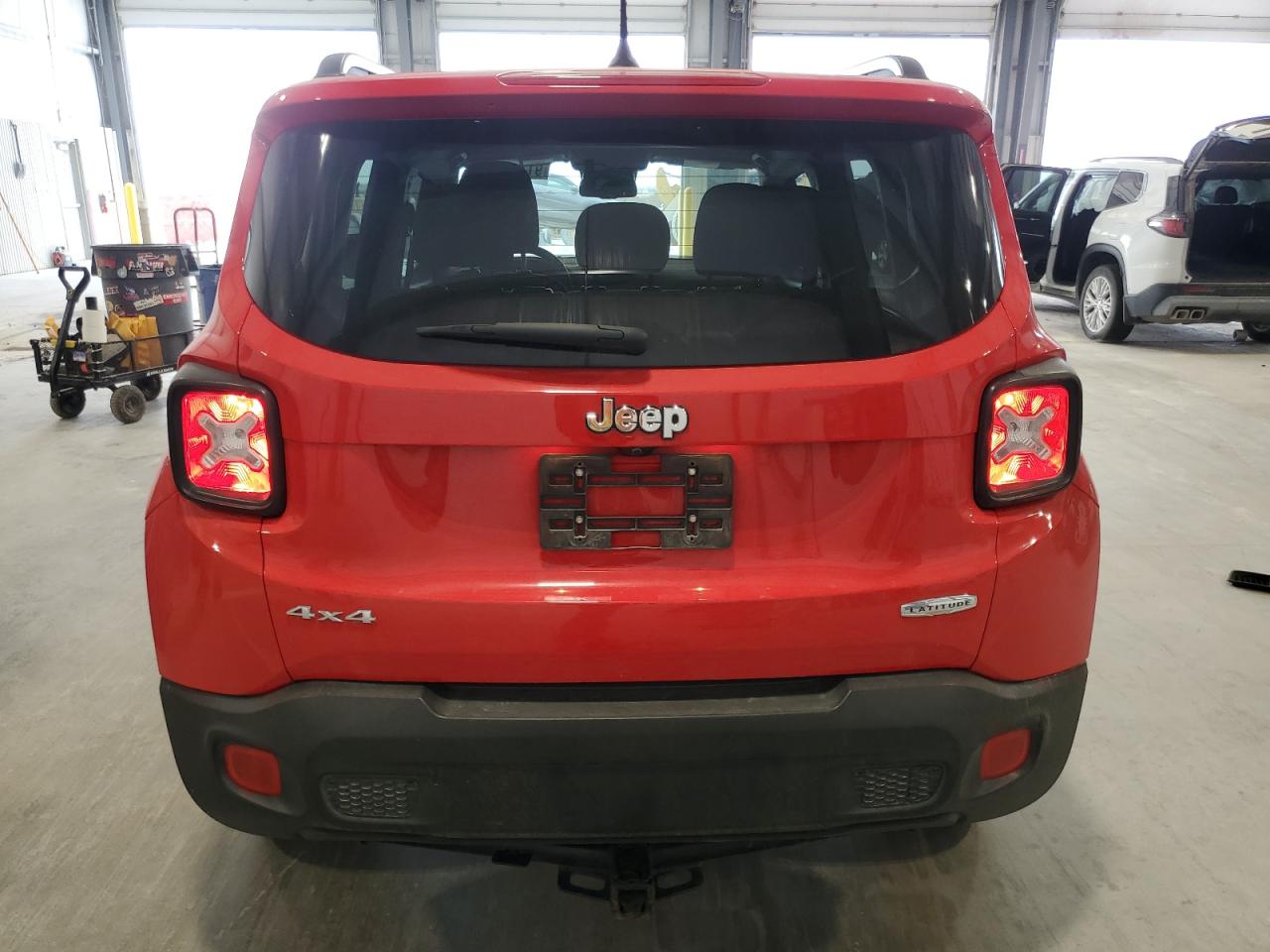 Jeep Renegade Latitude Image 11