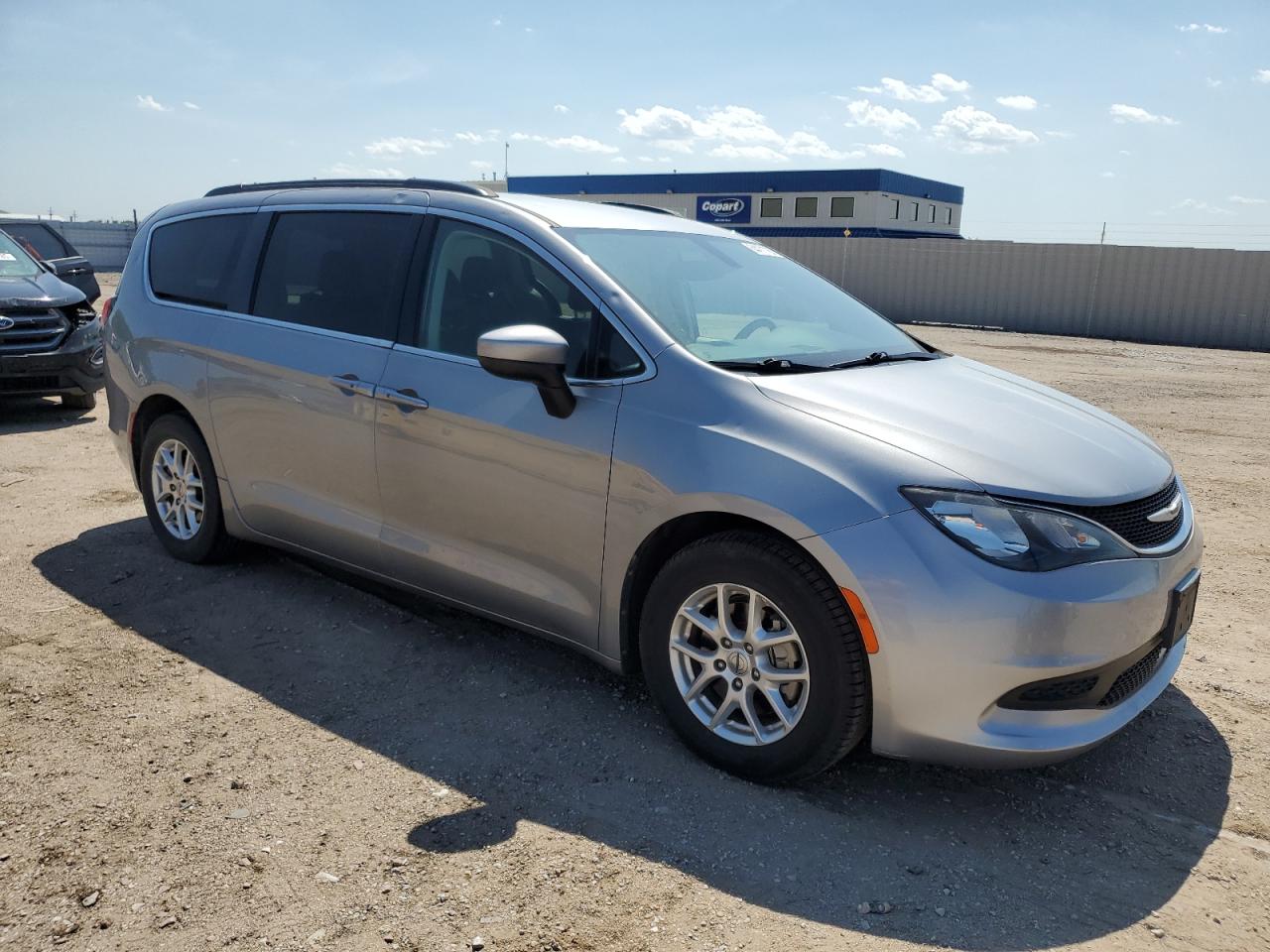 Chrysler Minivan Lxi Image 9