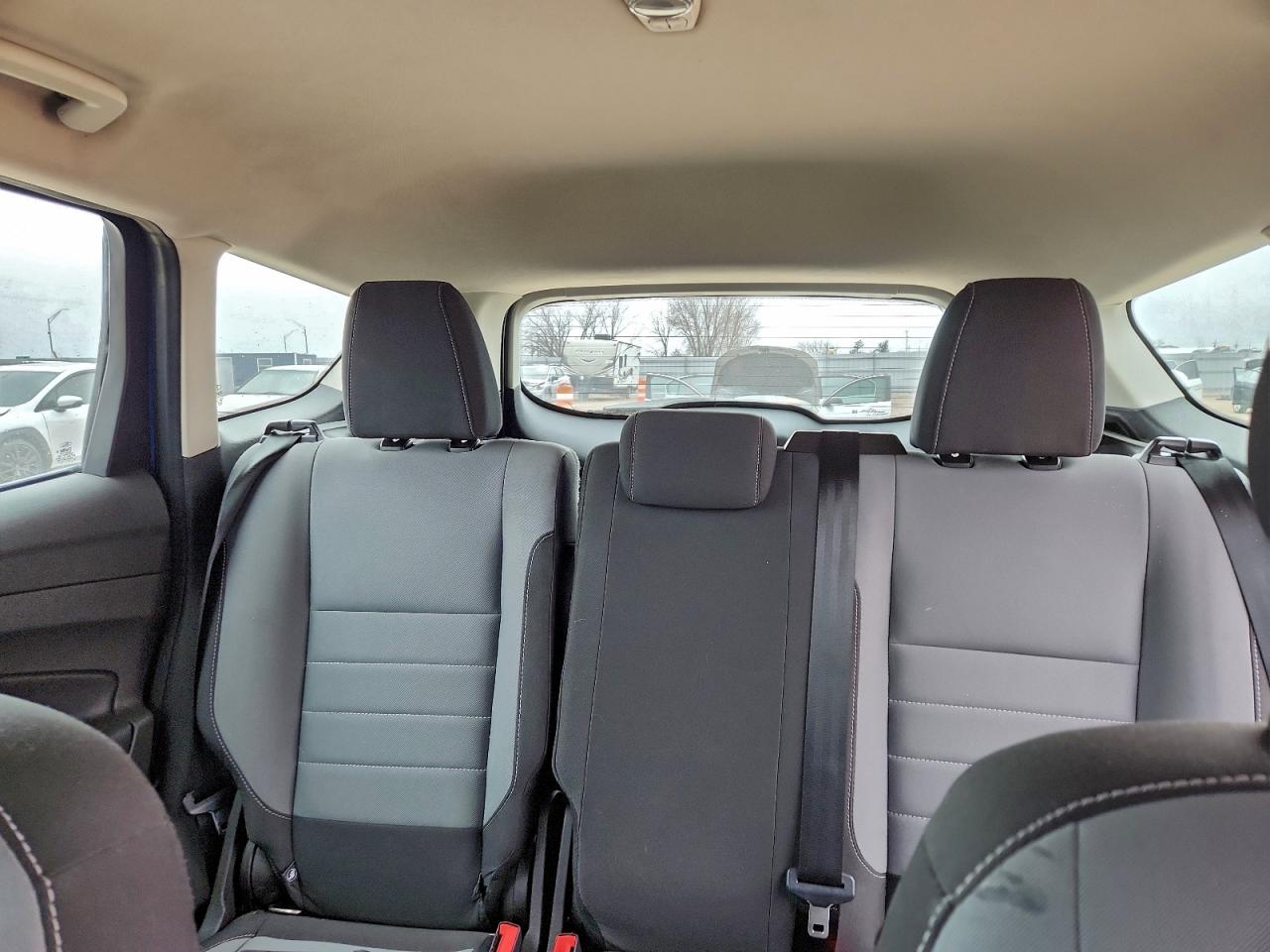 Ford Escape S Image 10