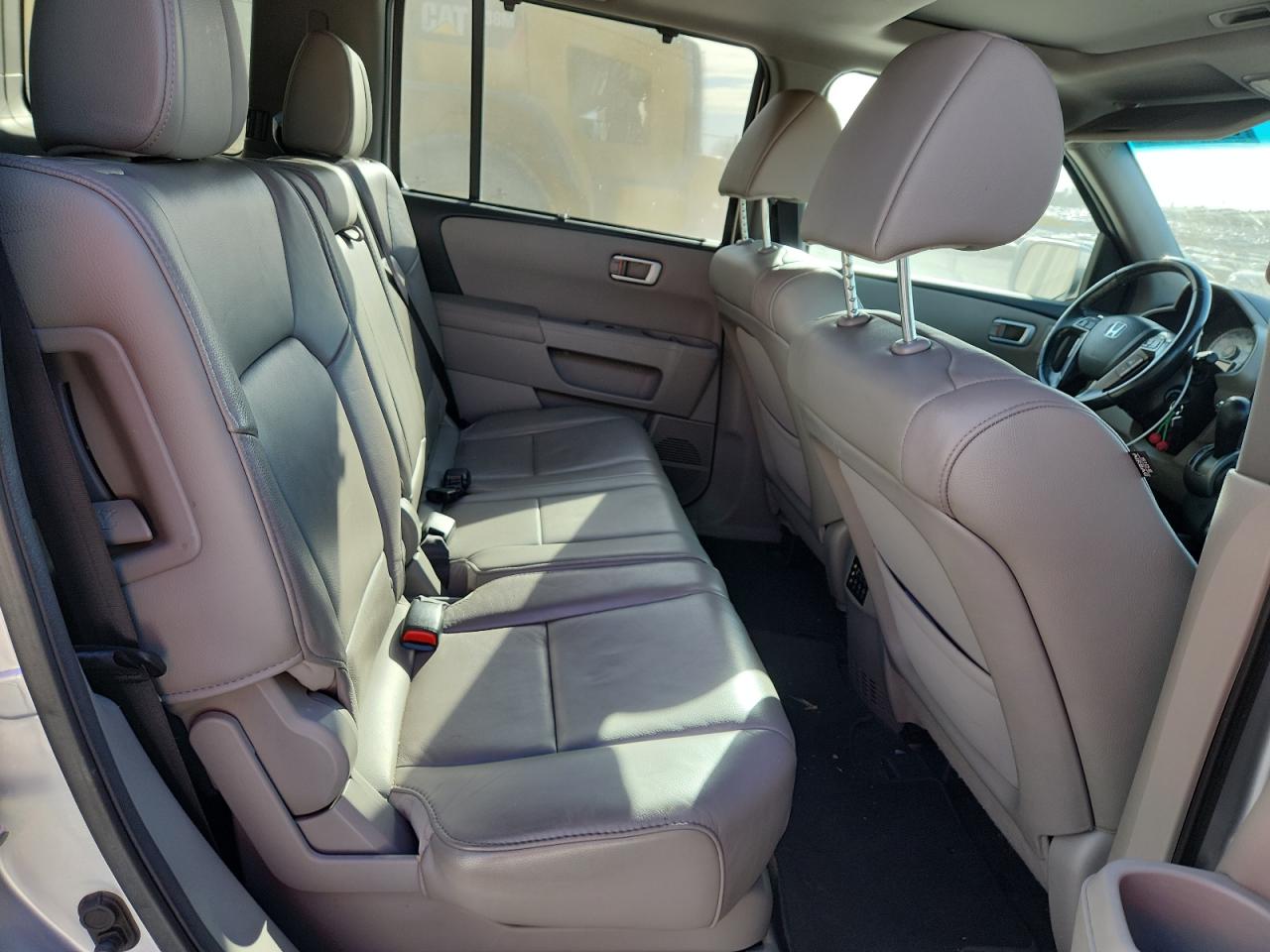 Honda Pilot Touring Image 6