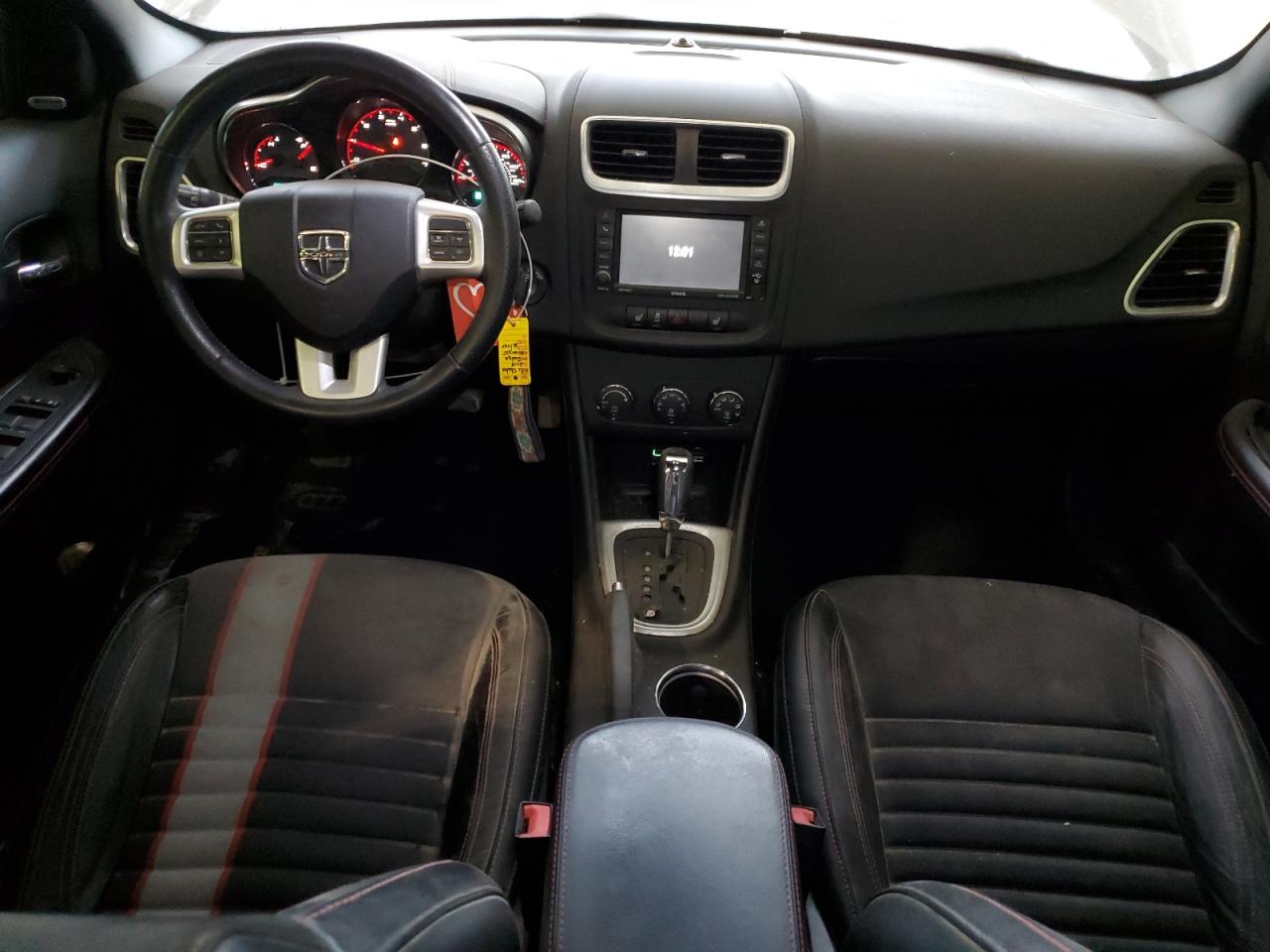 Dodge Avenger R/t Image 10