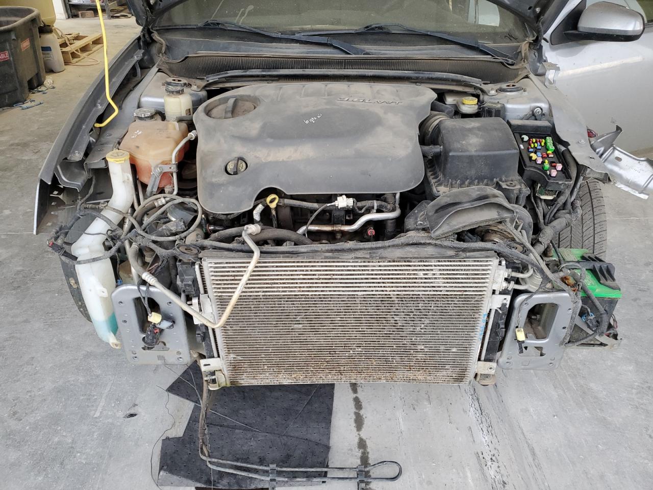 Dodge Avenger R/t Image 12