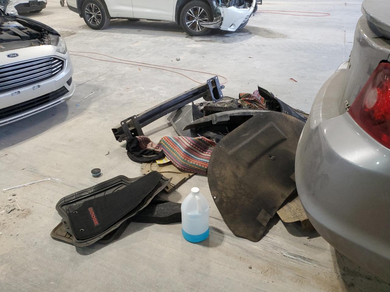 Dodge Avenger R/t Image 13