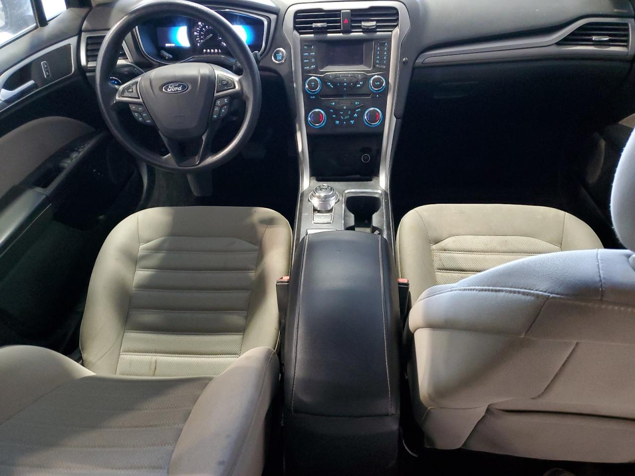 Ford Fusion S Hybrid Image 7