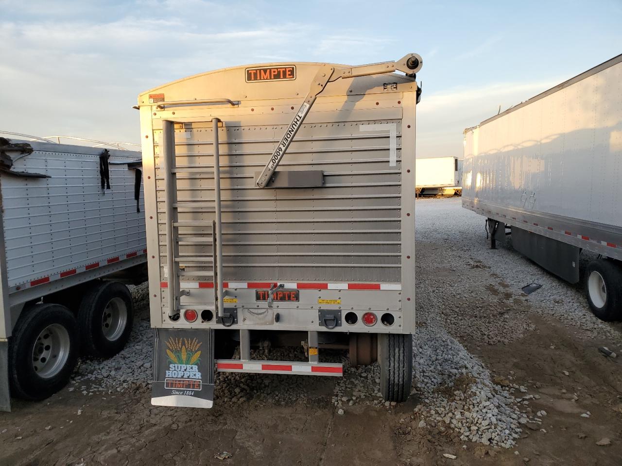 Timpte Grain Hopp Image 6