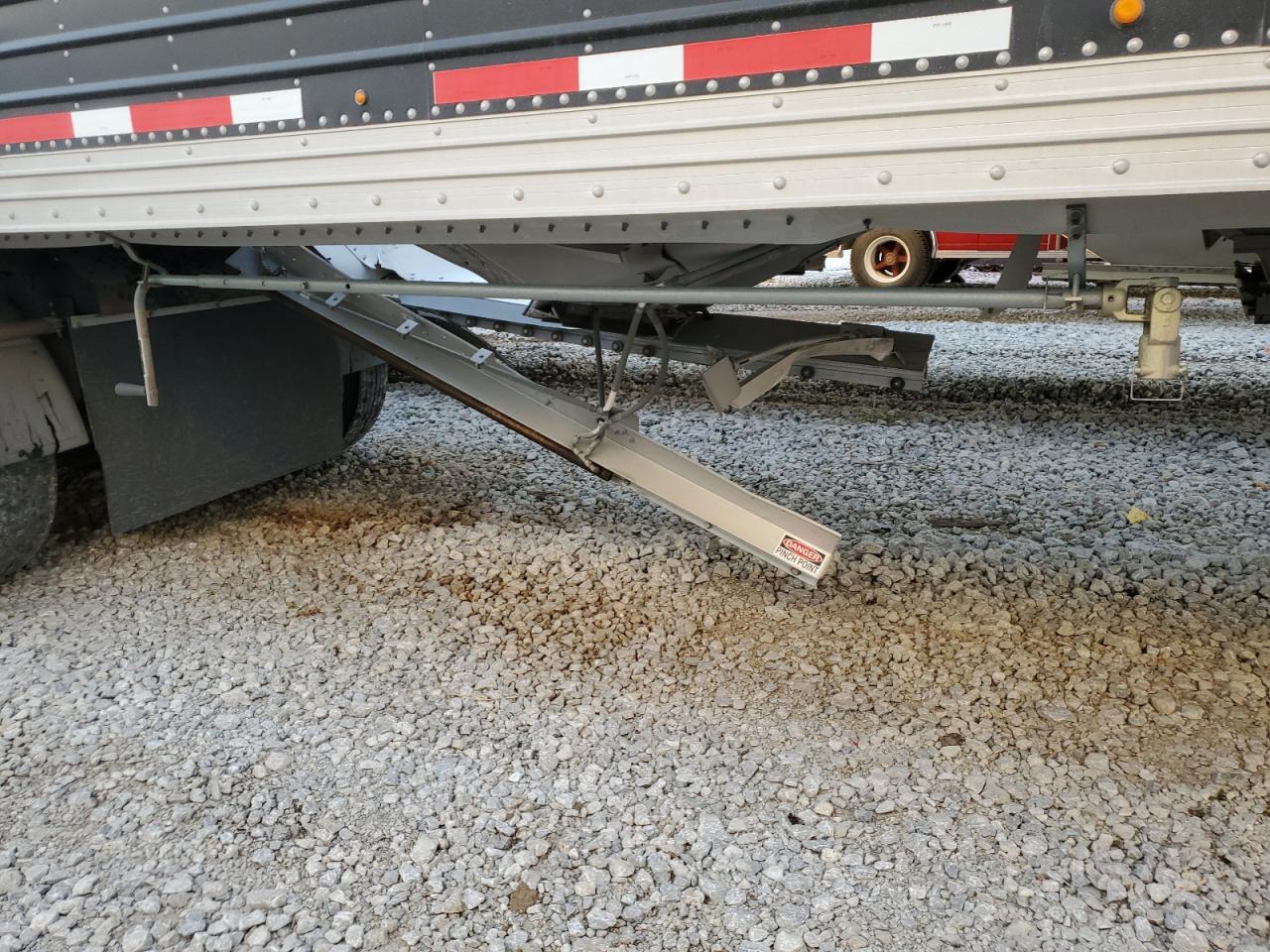 Timpte Grain Hopp Image 9