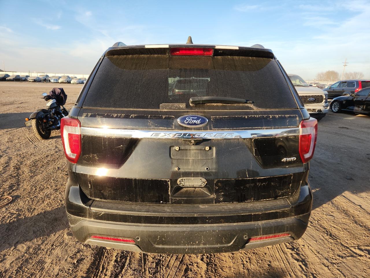 Ford Explorer Xlt Image 10