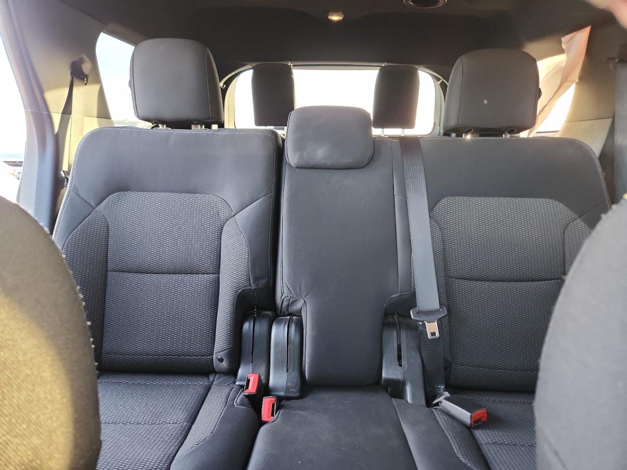 Ford Explorer Xlt Image 3