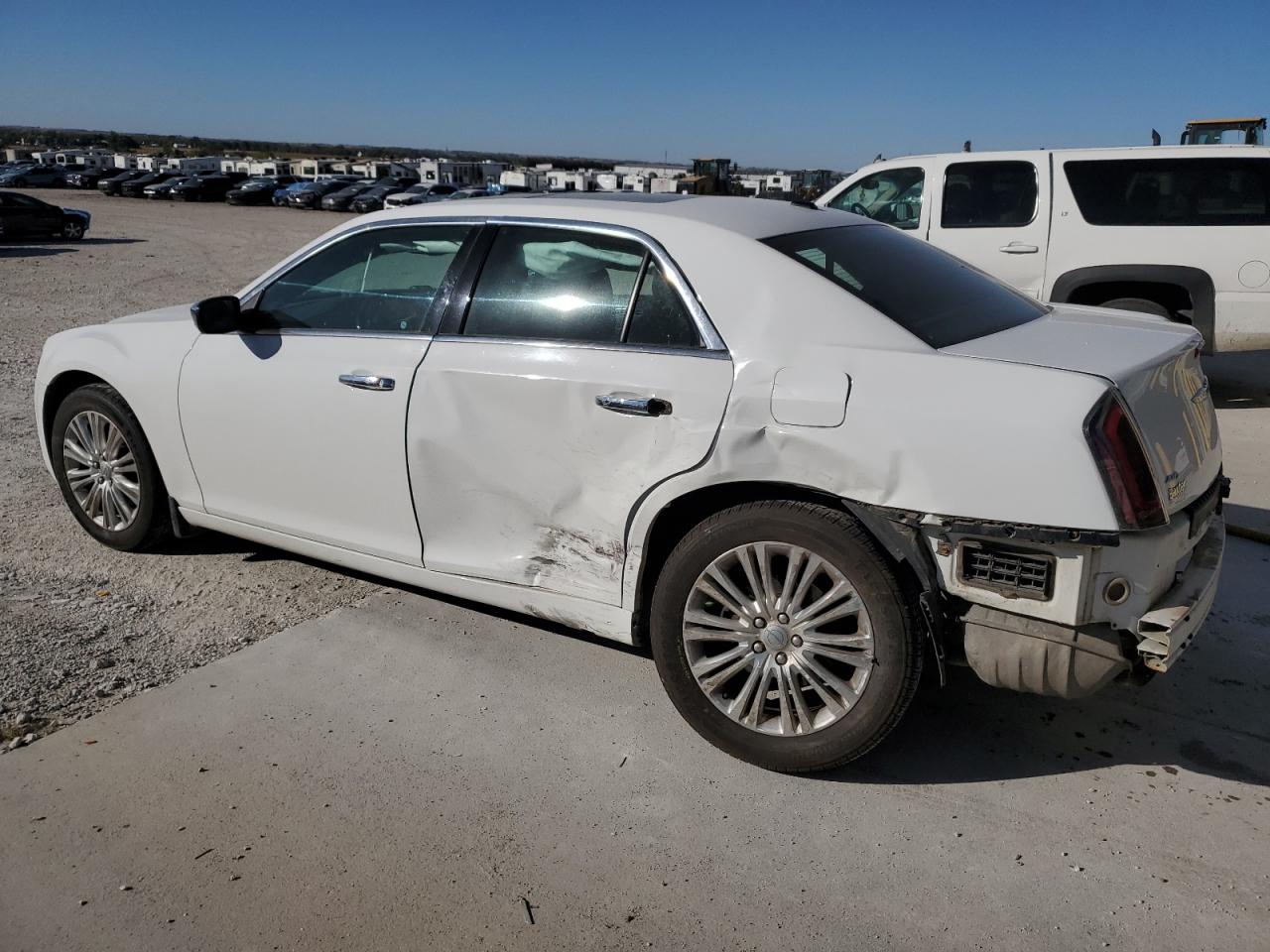 Chrysler 300 Image 10