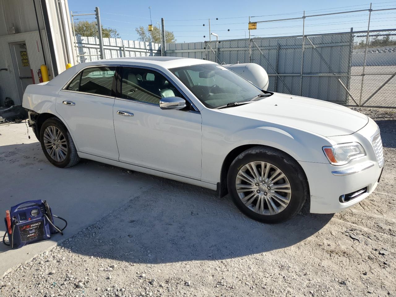 Chrysler 300 Image 12