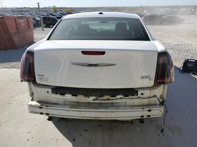 Chrysler 300 Image 11