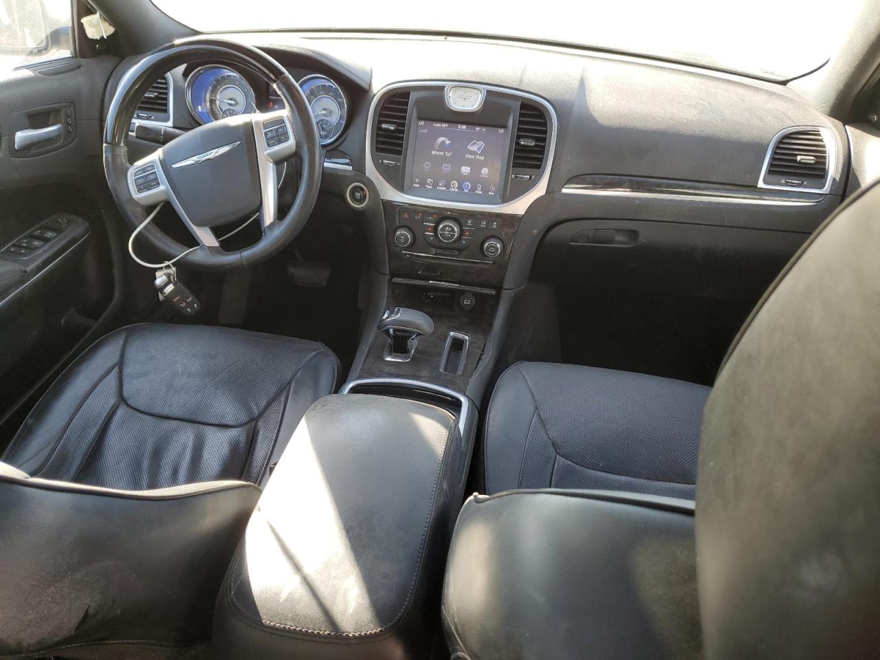 Chrysler 300 Image 4