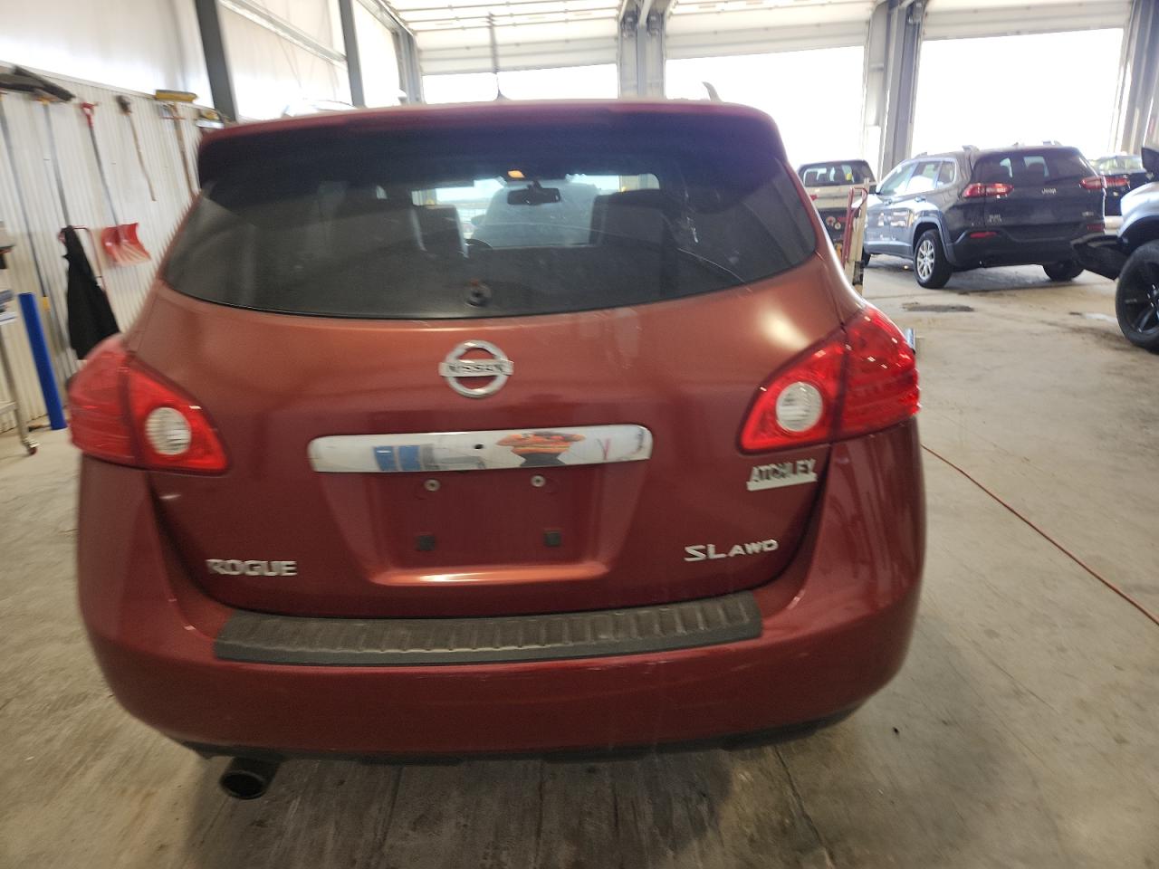 Nissan Rogue S Image 3
