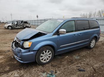 Salvage Chrysler Minivan