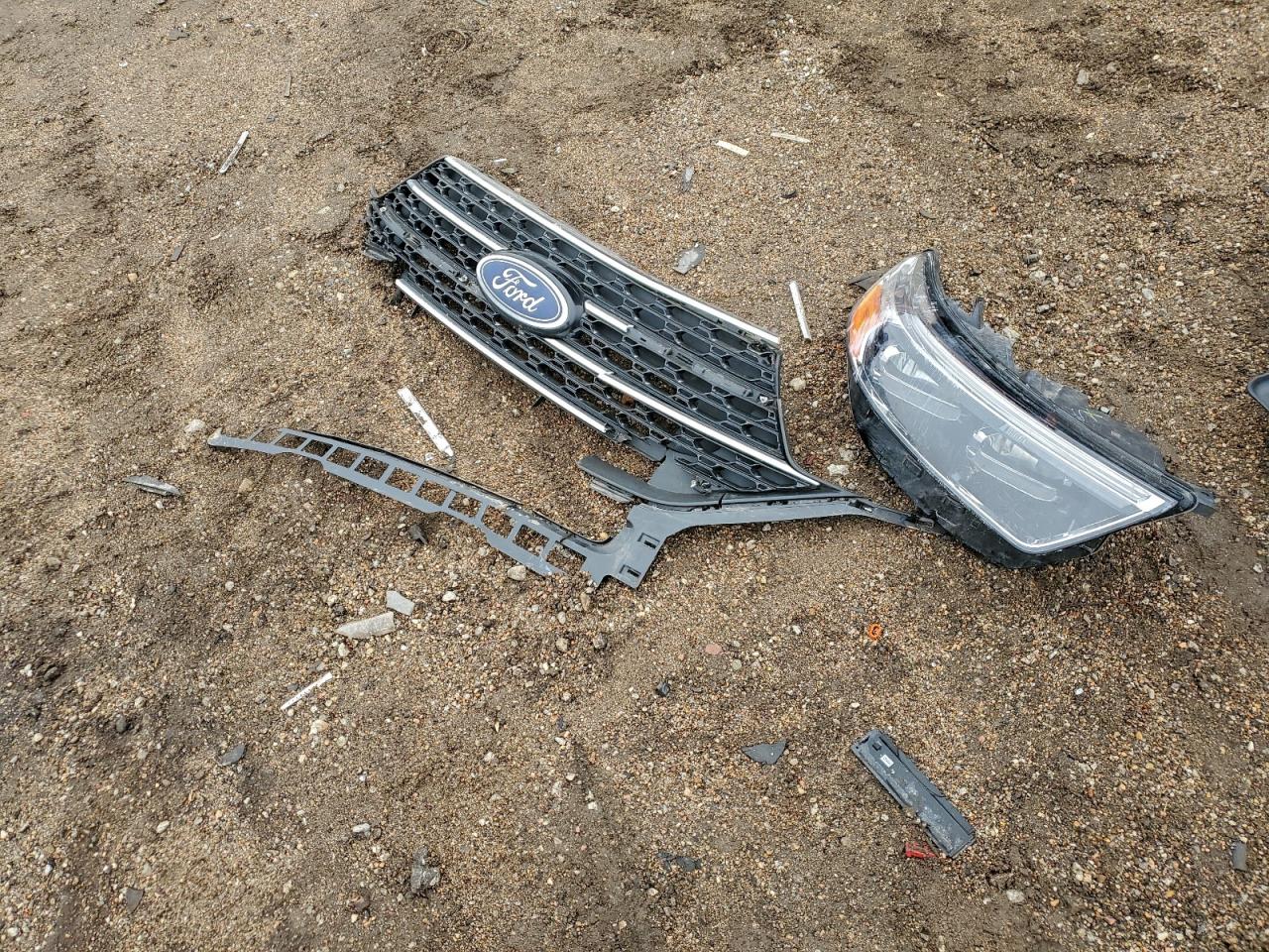 Ford Explorer Xlt Image 11