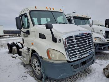  Salvage Freightliner Cascadia