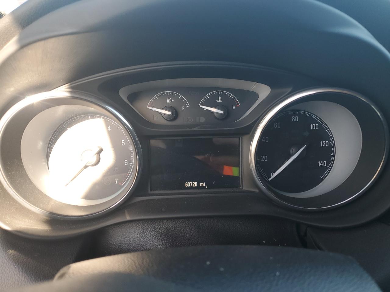 Buick Envision Essence Image 11