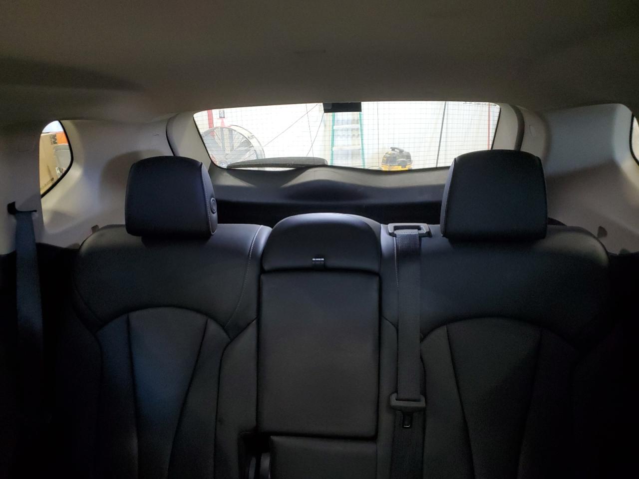 Buick Envision Essence Image 4