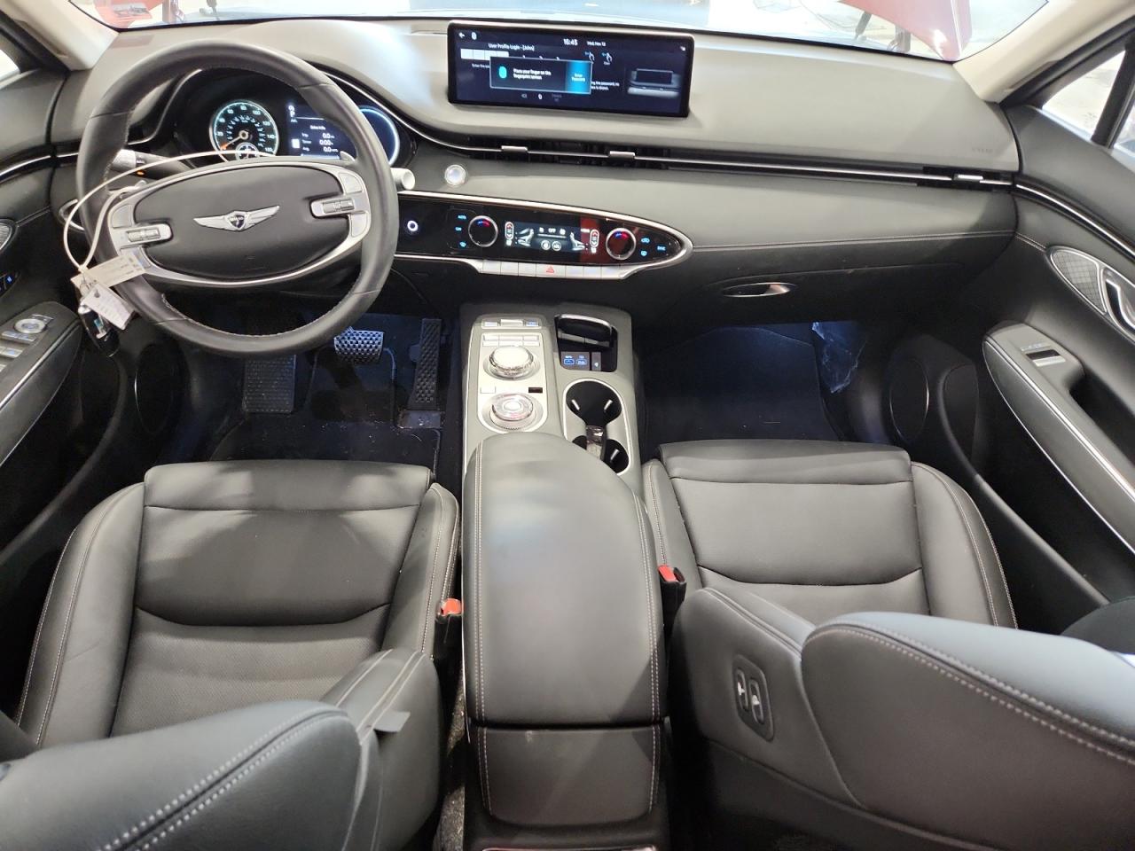 Genesis Gv70 Base Base Image 11