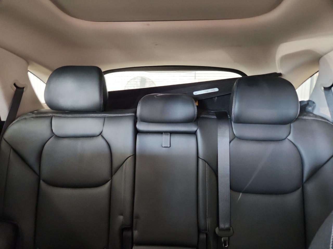 Genesis Gv70 Base Base Image 8