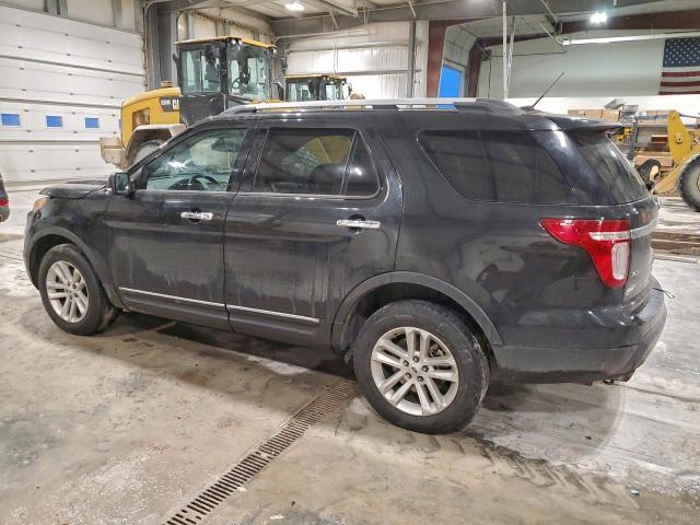 Ford Explorer Xlt Image 8