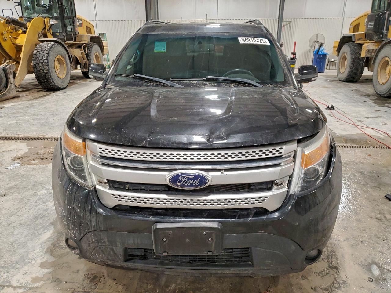 Ford Explorer Xlt Image 2