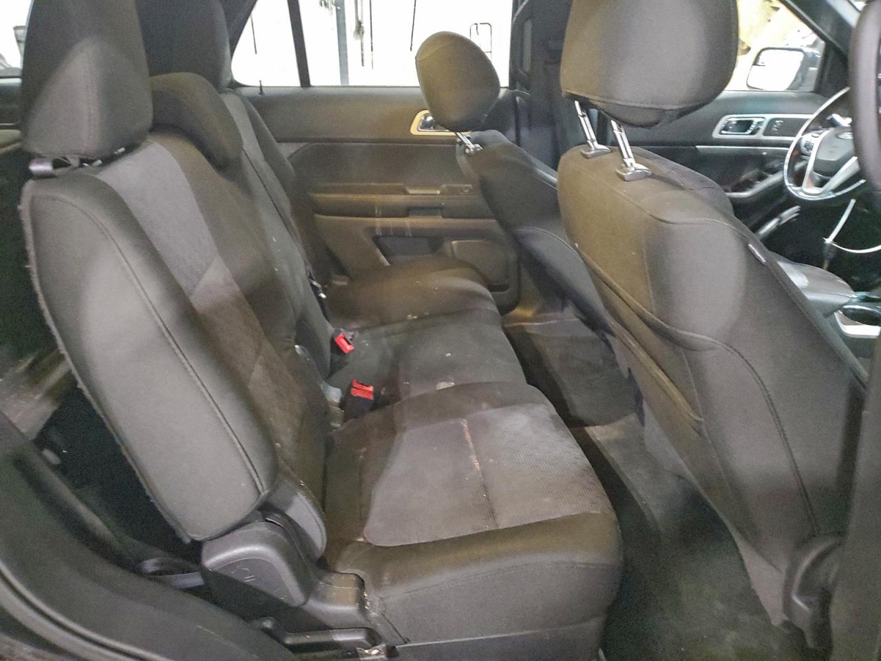 Ford Explorer Xlt Image 12