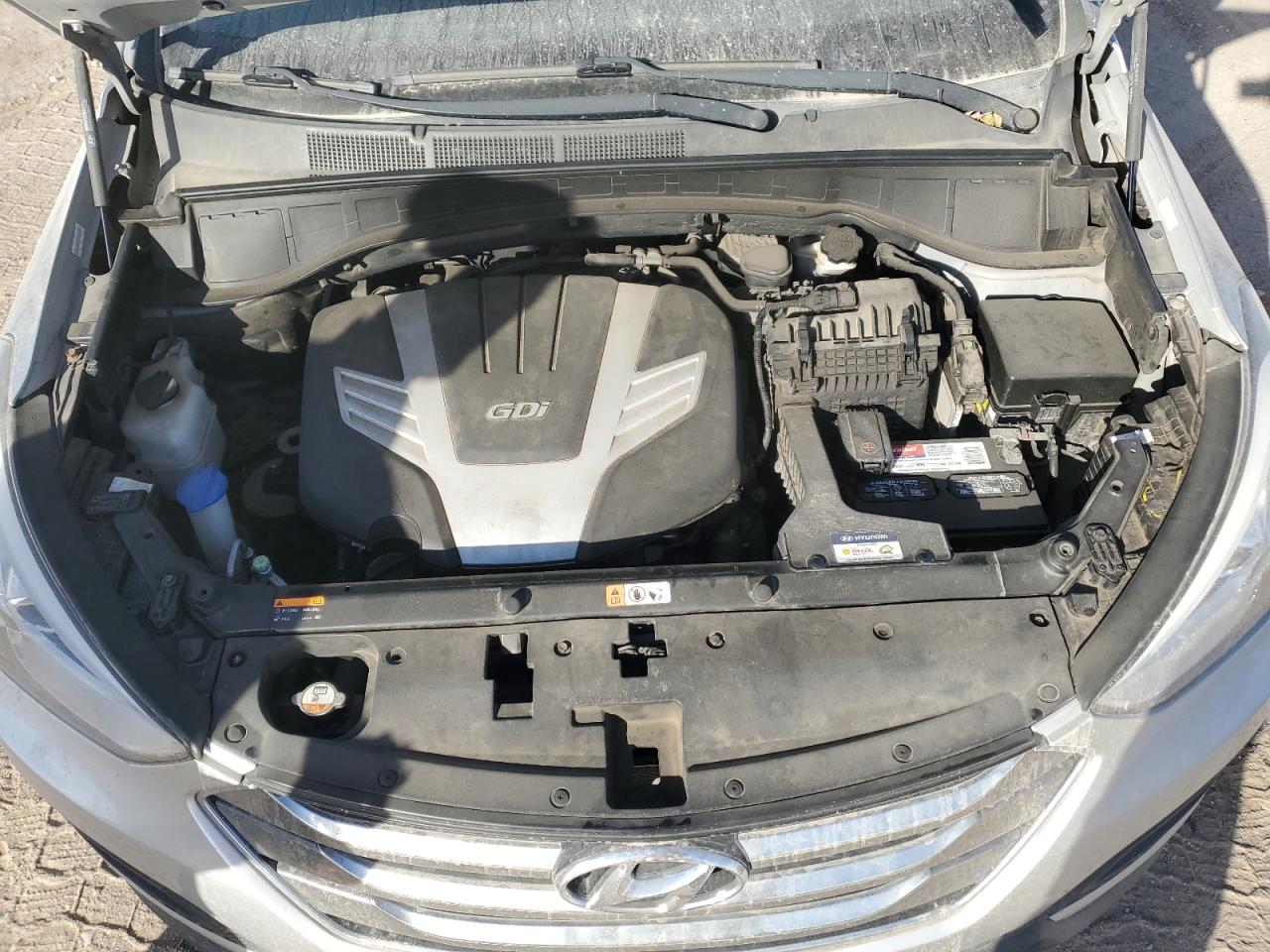 Hyundai SANTA FE Gls Image 2