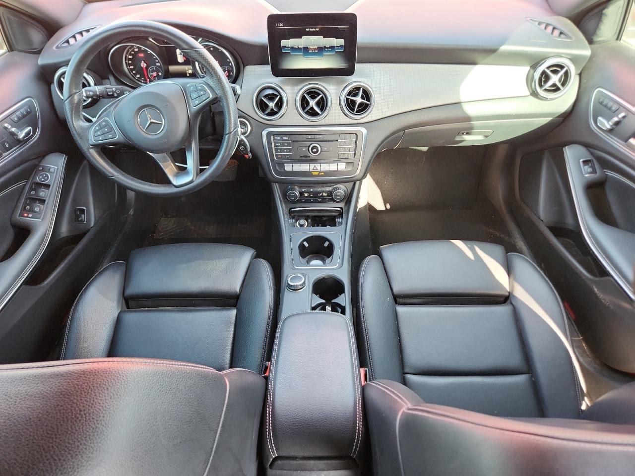 Mercedes-Benz GLA 250 Image 5