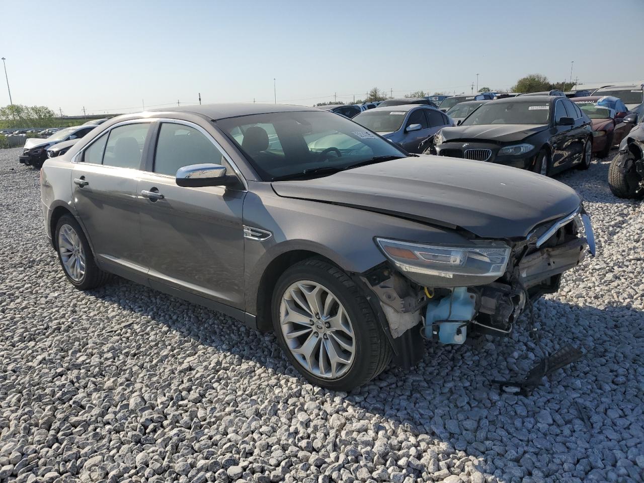 Ford Taurus Limited Image 5