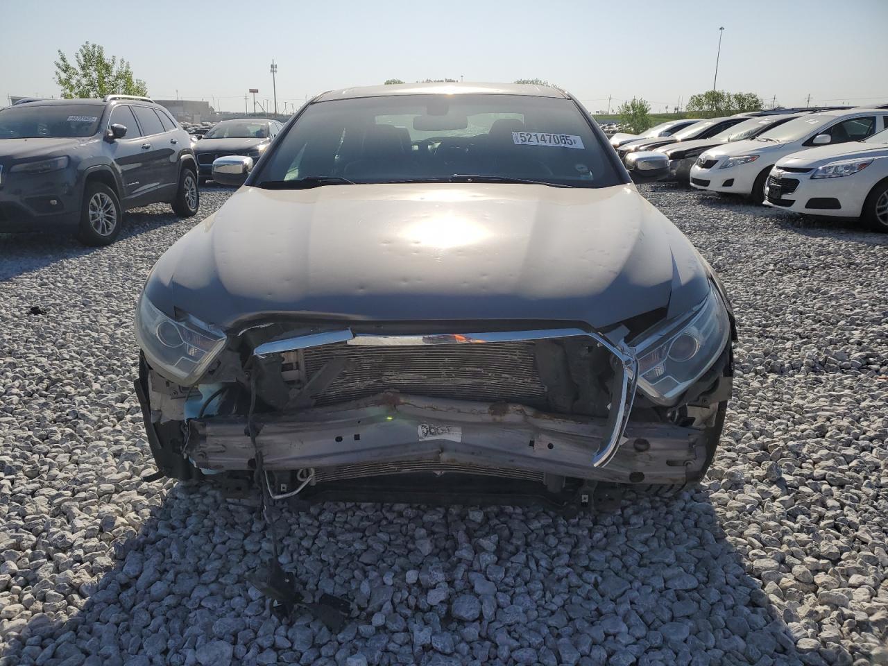 Ford Taurus Limited Image 11