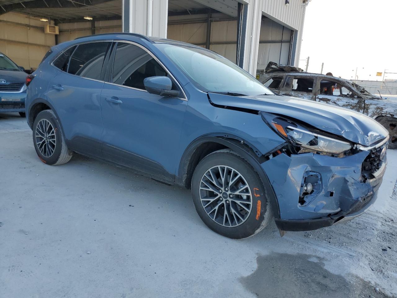 Ford Escape Image 6