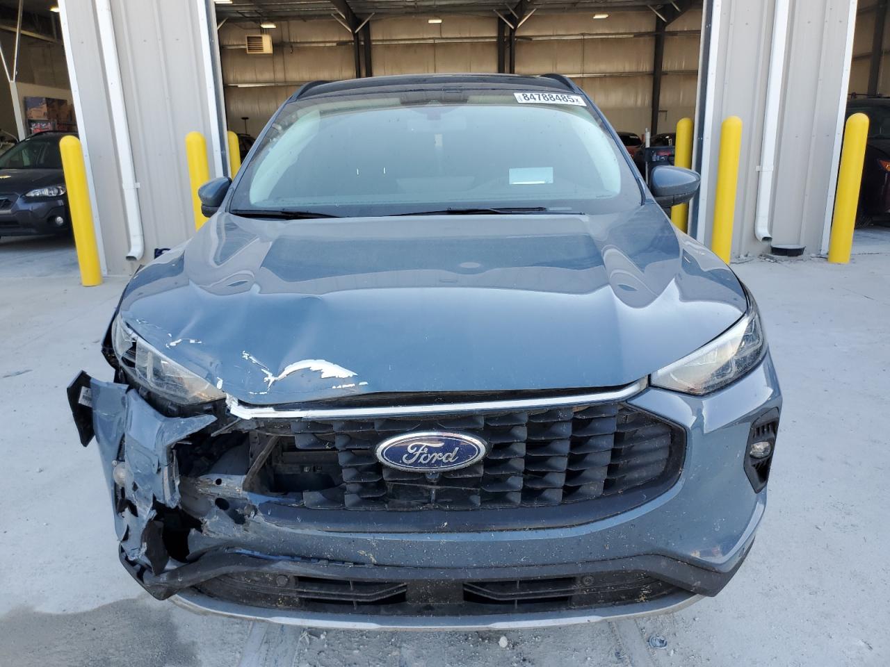 Ford Escape Image 9