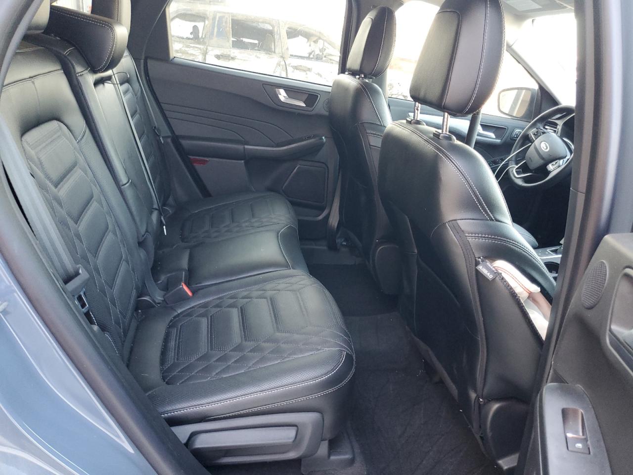 Ford Escape Image 12