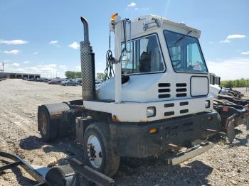  Salvage Capacity Yard Truck