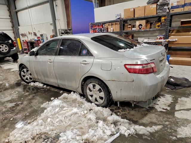 Toyota Camry Ce Image 2