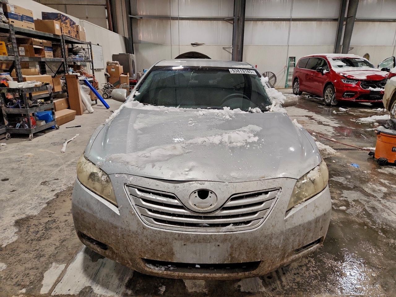 Toyota Camry Ce Image 4