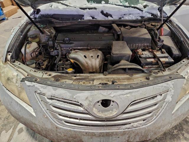 Toyota Camry Ce Image 12