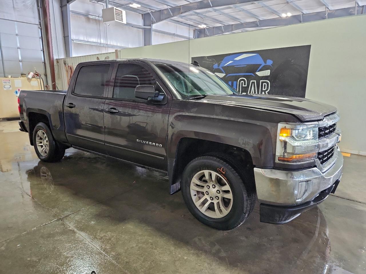 Chevrolet Silverado K1500 Lt Image 9