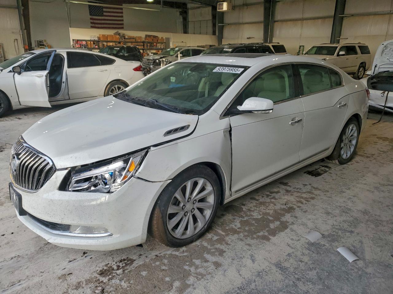 Buick LaCrosse Image 1
