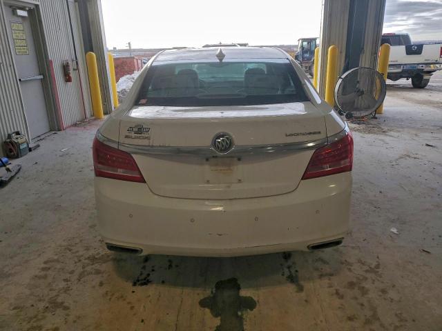 Buick LaCrosse Image 8