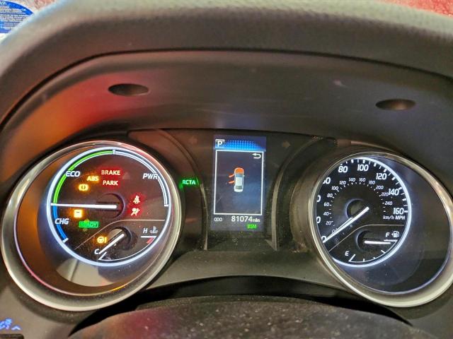 Toyota Camry Le Image 4