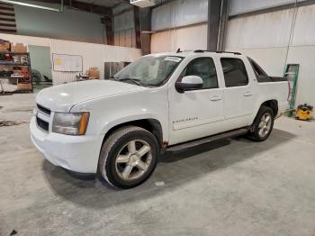 Salvage Chevrolet Avalanche