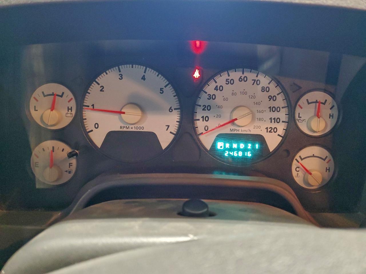 Dodge Ram 1500 St Image 9