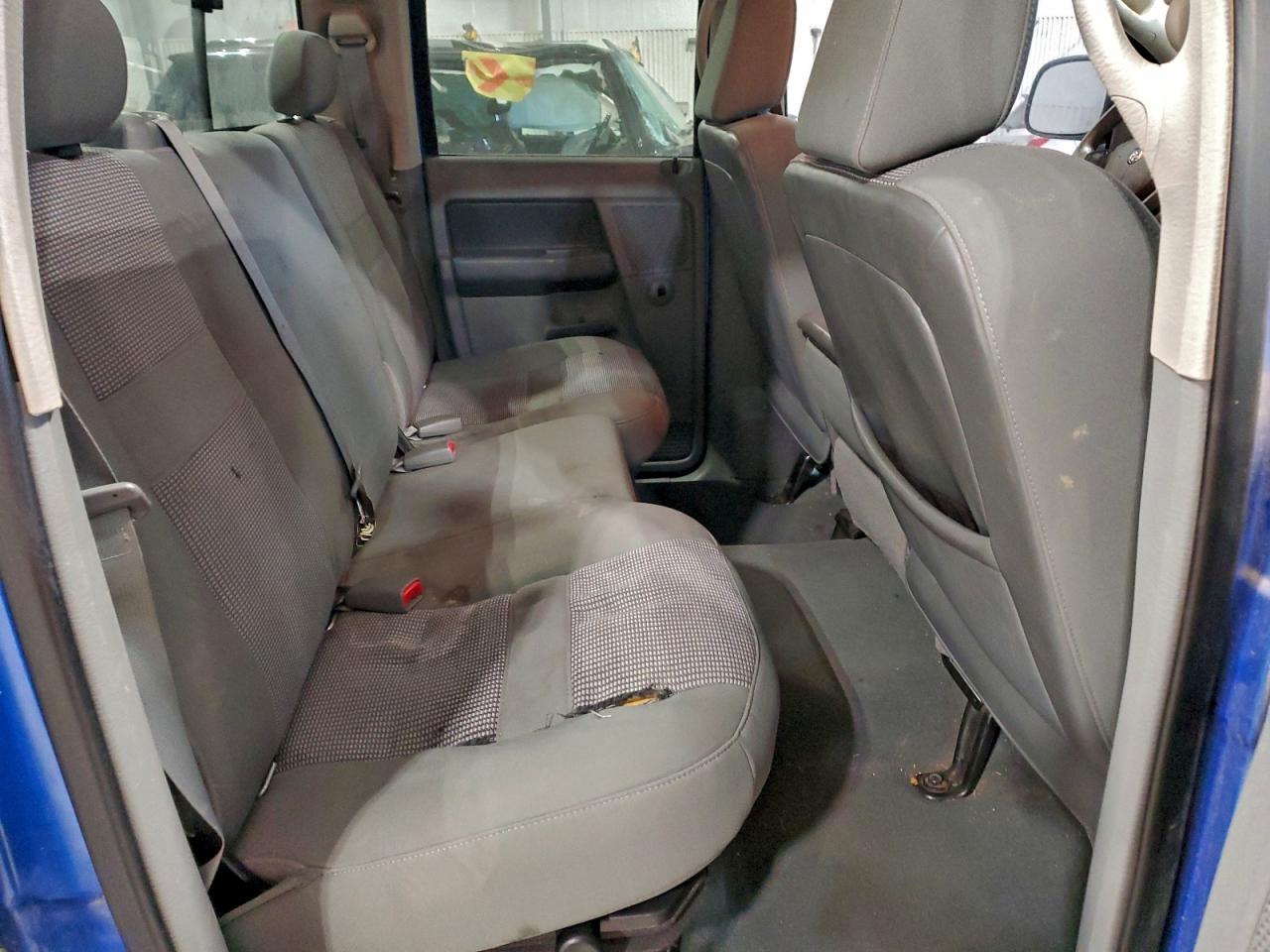 Dodge Ram 1500 St Image 12